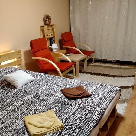 Gesztenyes Apartman Miskolc Exterior photo