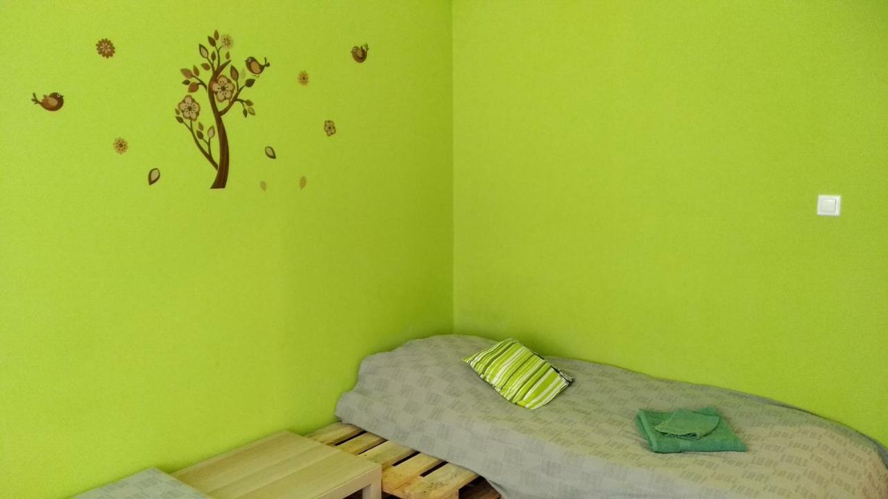 Gesztenyes Apartman Miskolc Exterior photo